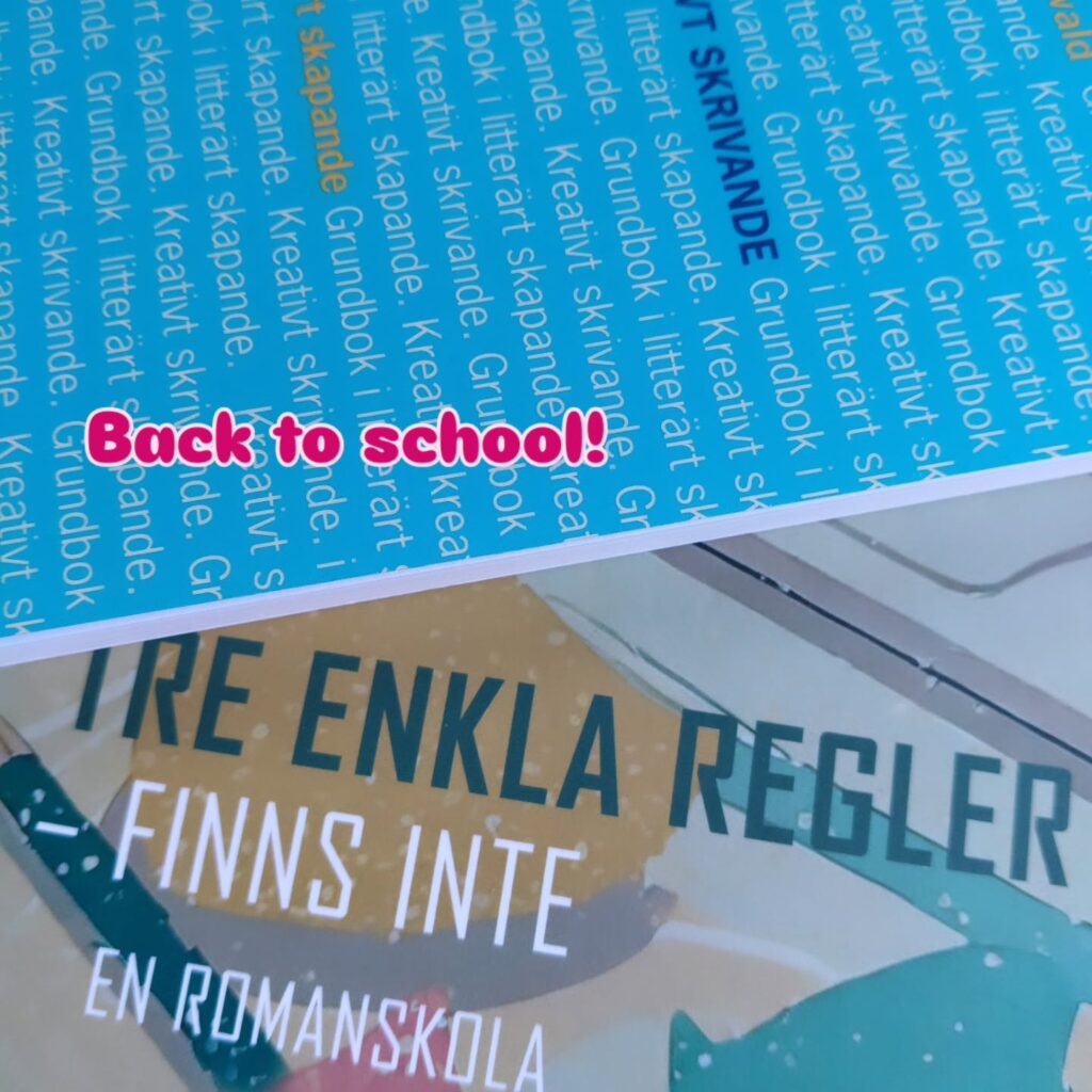 Närbild på två böcker ur kurslitteraturen på Kreativt skrivandekursen.